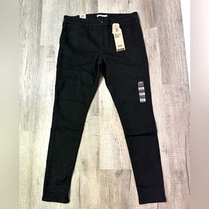 NWT Black Levi 720 High Rise Super Skinny Size 34